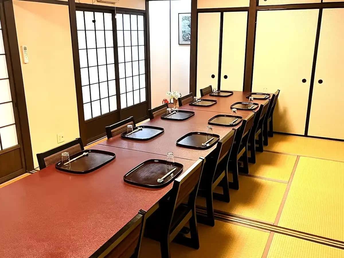 魚吉の1階和室