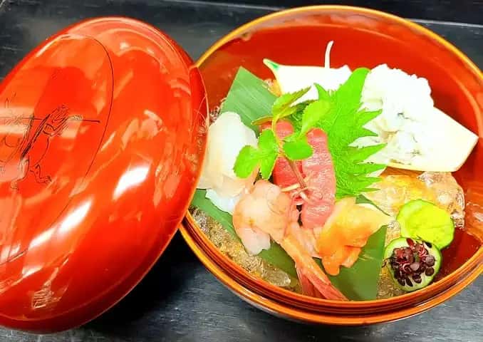 魚吉の季節の料理